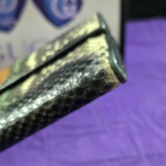 Gucci Python Continental Wallet With Tiger Head Closure With COA - Picture 7 of 16